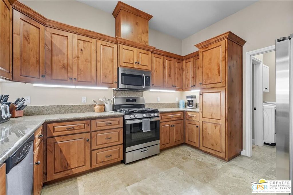 MLS #25593315PS image #17