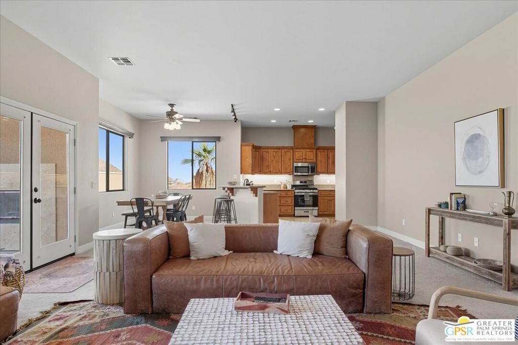 MLS #25593315PS image #9