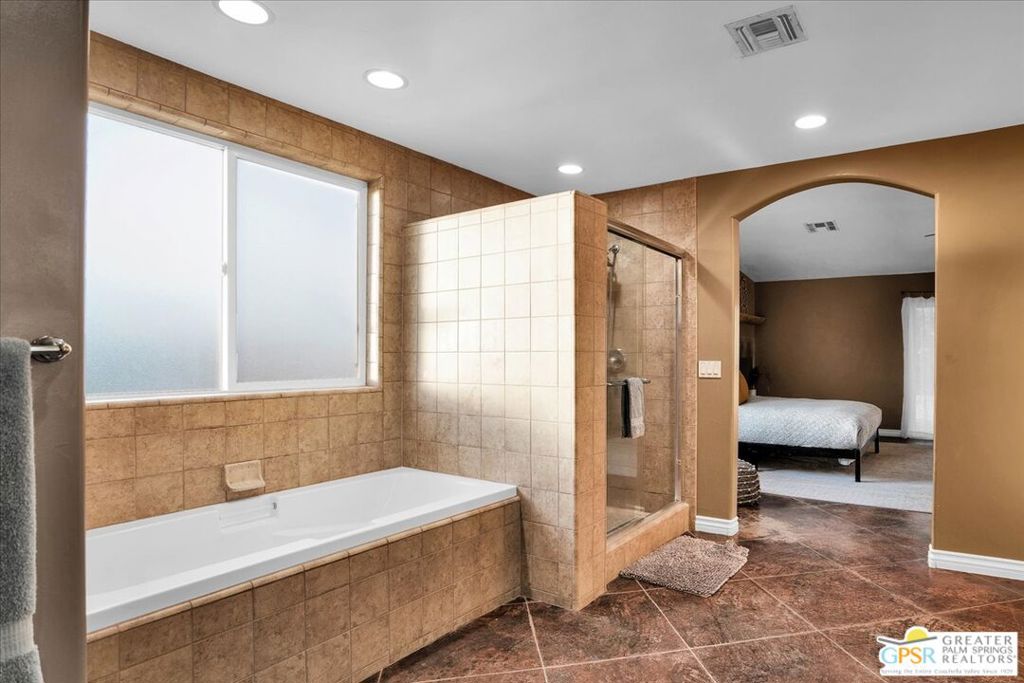 MLS #25593835PS image #17