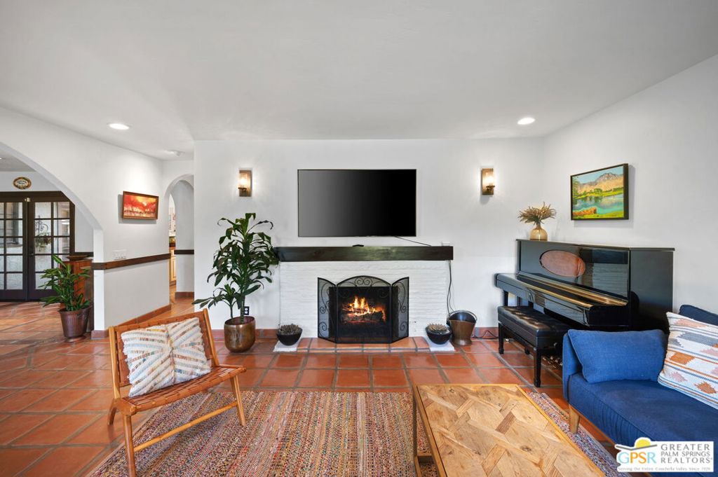 MLS #25593885PS image #14