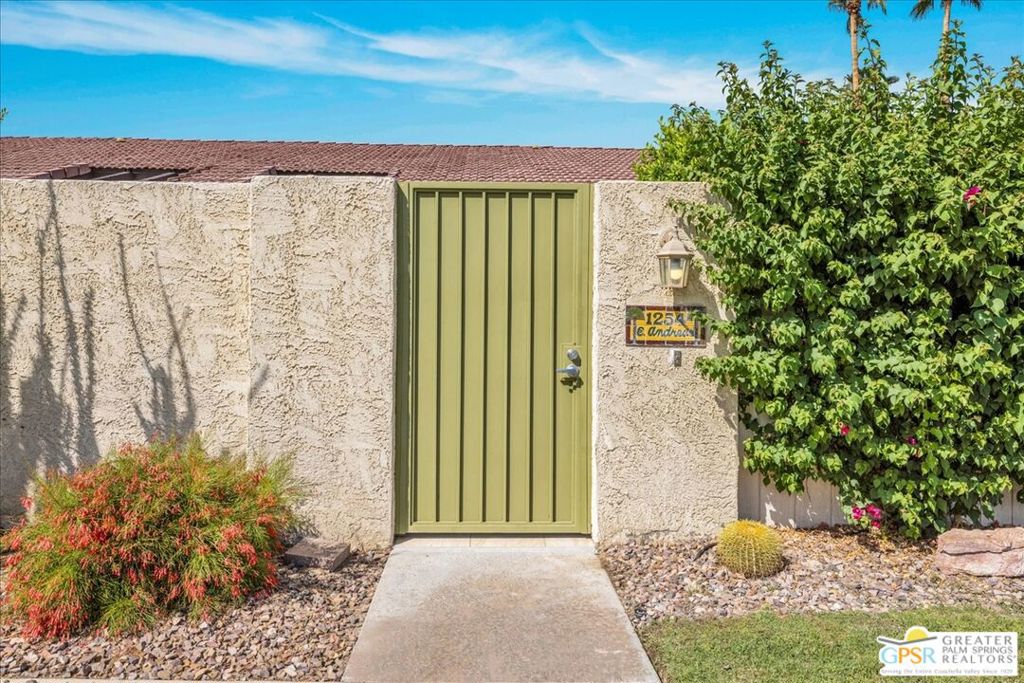 MLS #25594589PS image #2