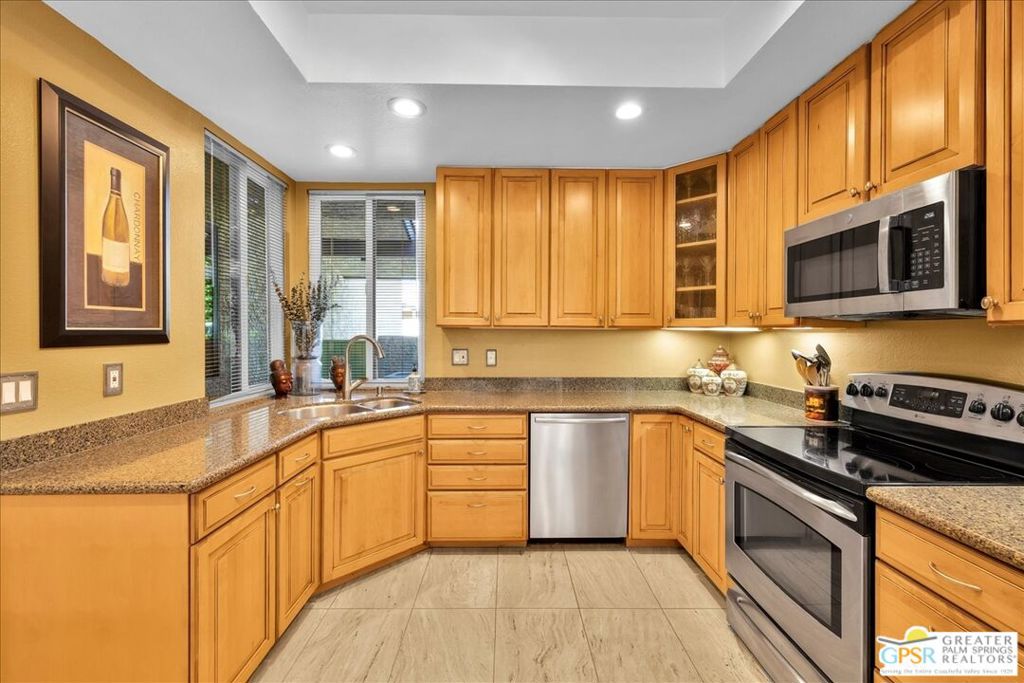 MLS #25594589PS image #24