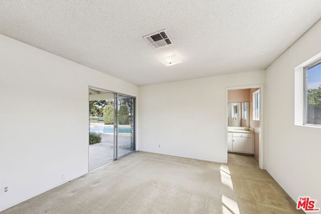 MLS #25595295 image #12