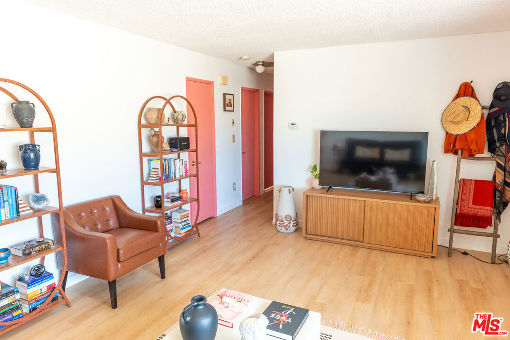 MLS #25596179 image #7