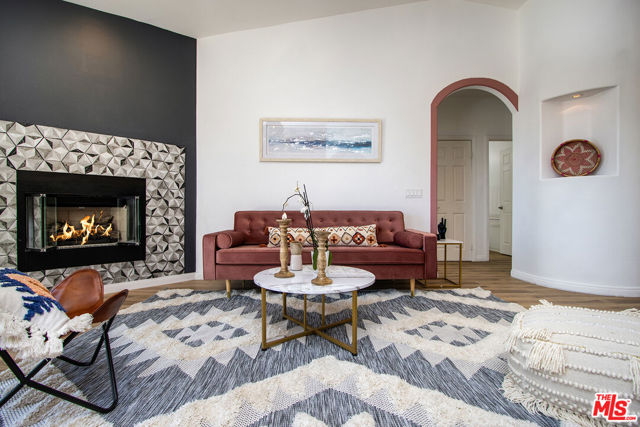 MLS #25596235 image #2