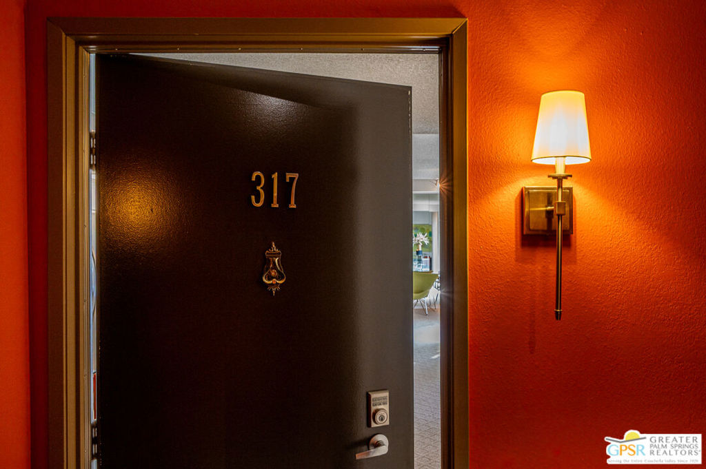 MLS #25596385PS image #1