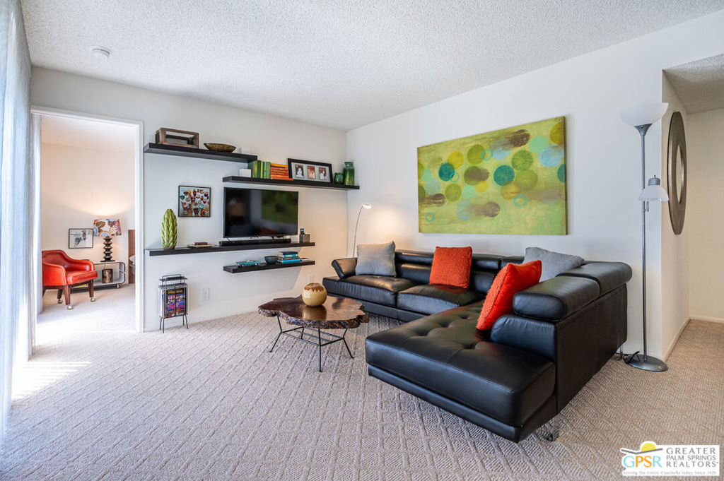 MLS #25596385PS image #5