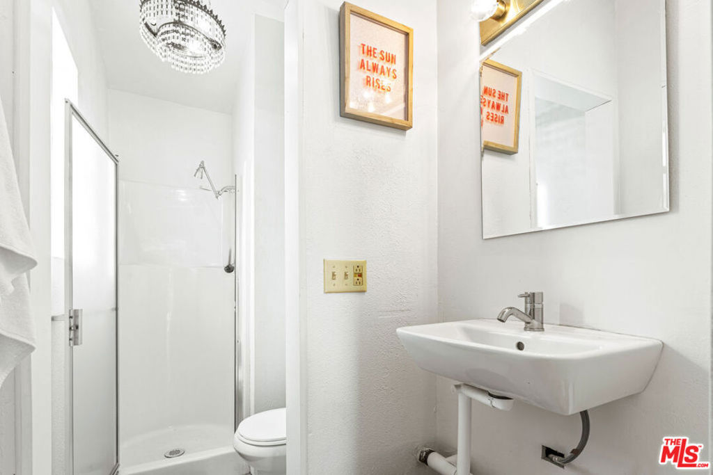 MLS #25596435 image #16