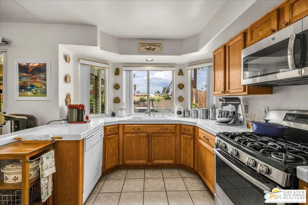 MLS #25596779PS image #10