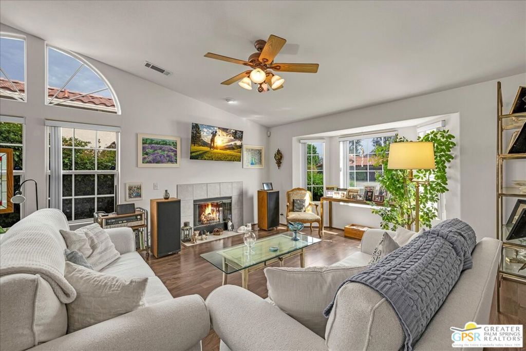 MLS #25596779PS image #2