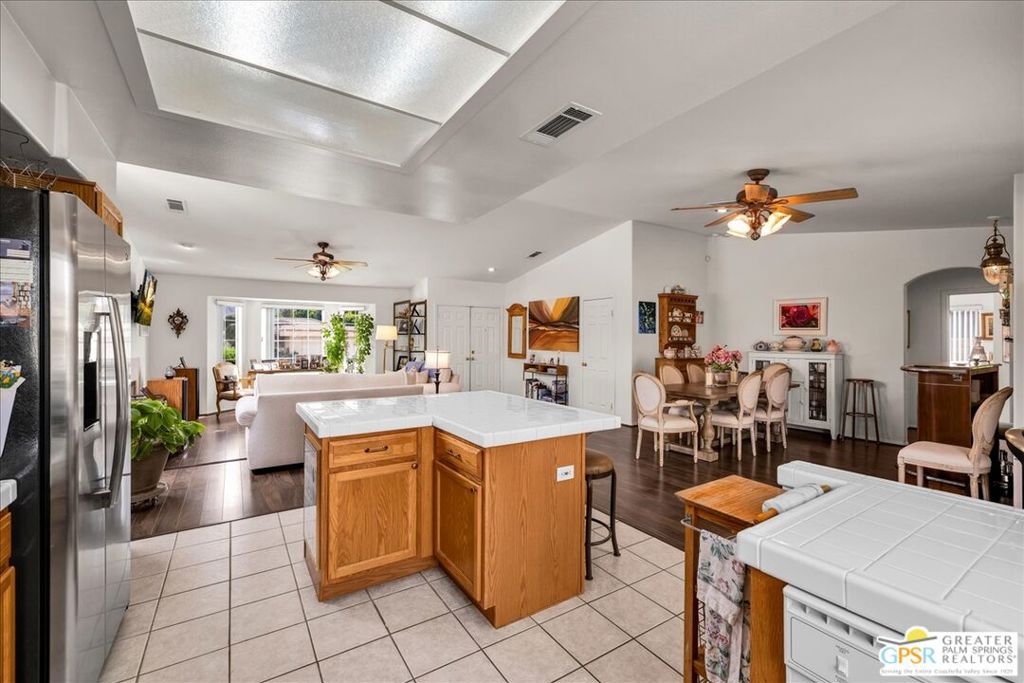 MLS #25596779PS image #9