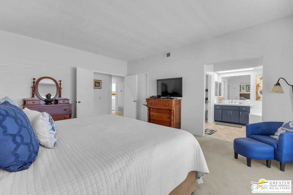 MLS #25597067PS image #9