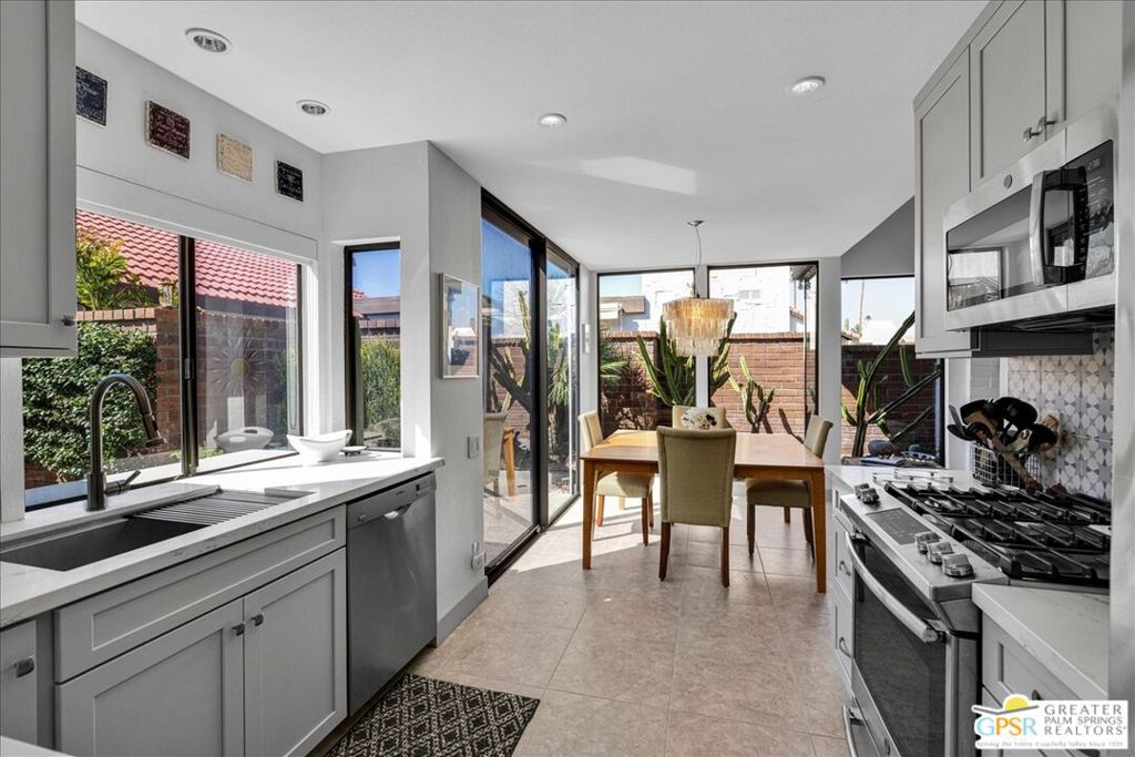 MLS #25597173PS image #11