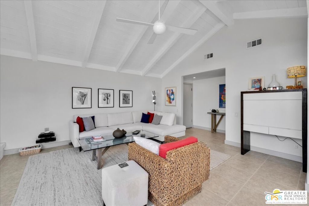 MLS #25597173PS image #2