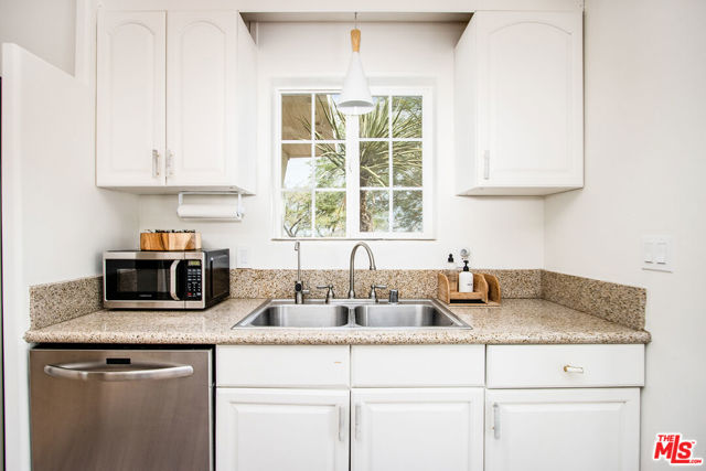 MLS #25597233 image #16