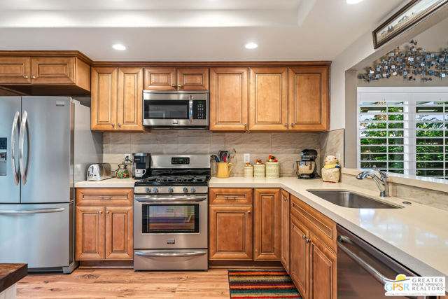 MLS #25597573PS image #24