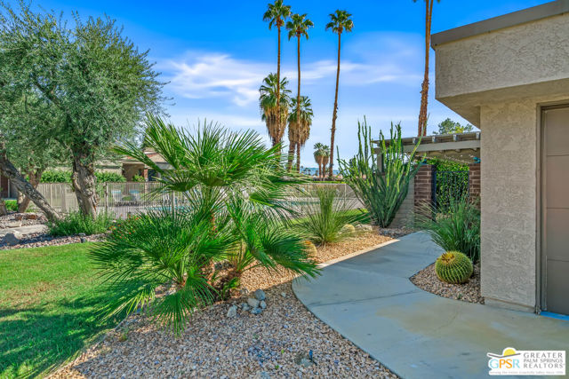 MLS #25597573PS image #8