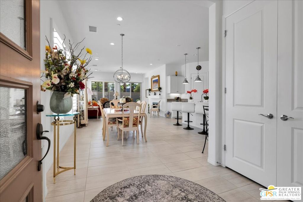 MLS #25597615PS image #1