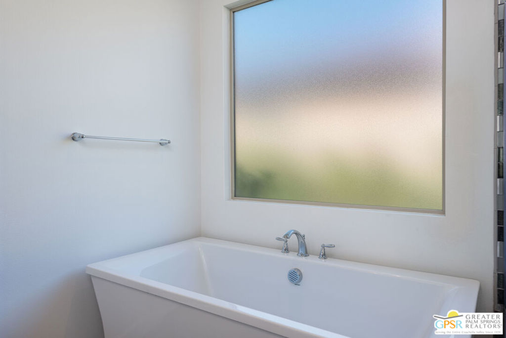 MLS #25598611PS image #17