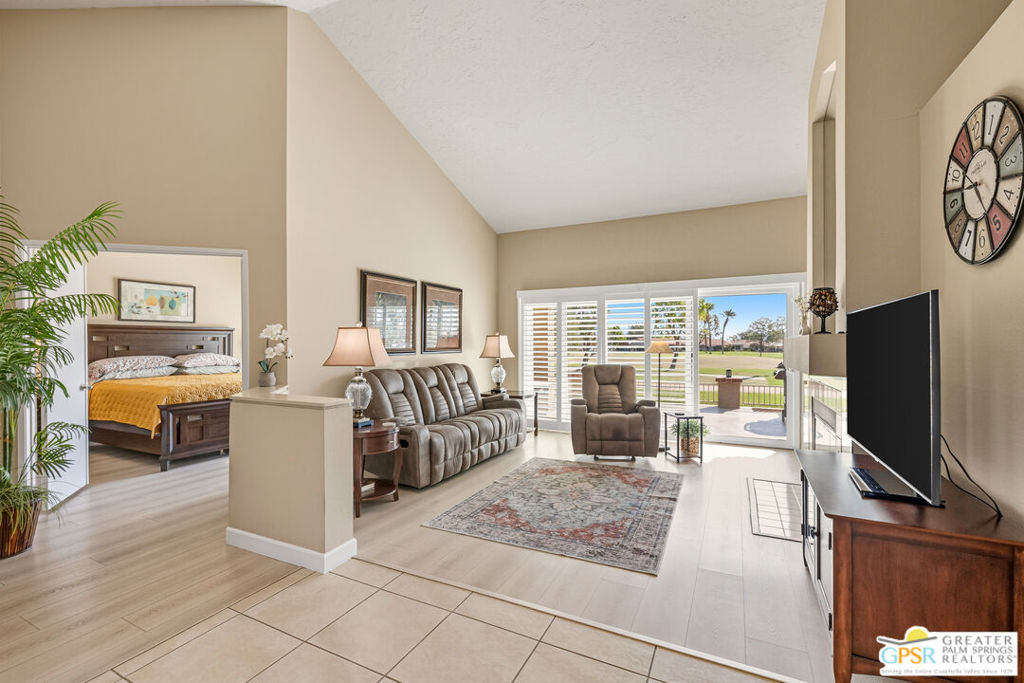 MLS #25598619PS image #1