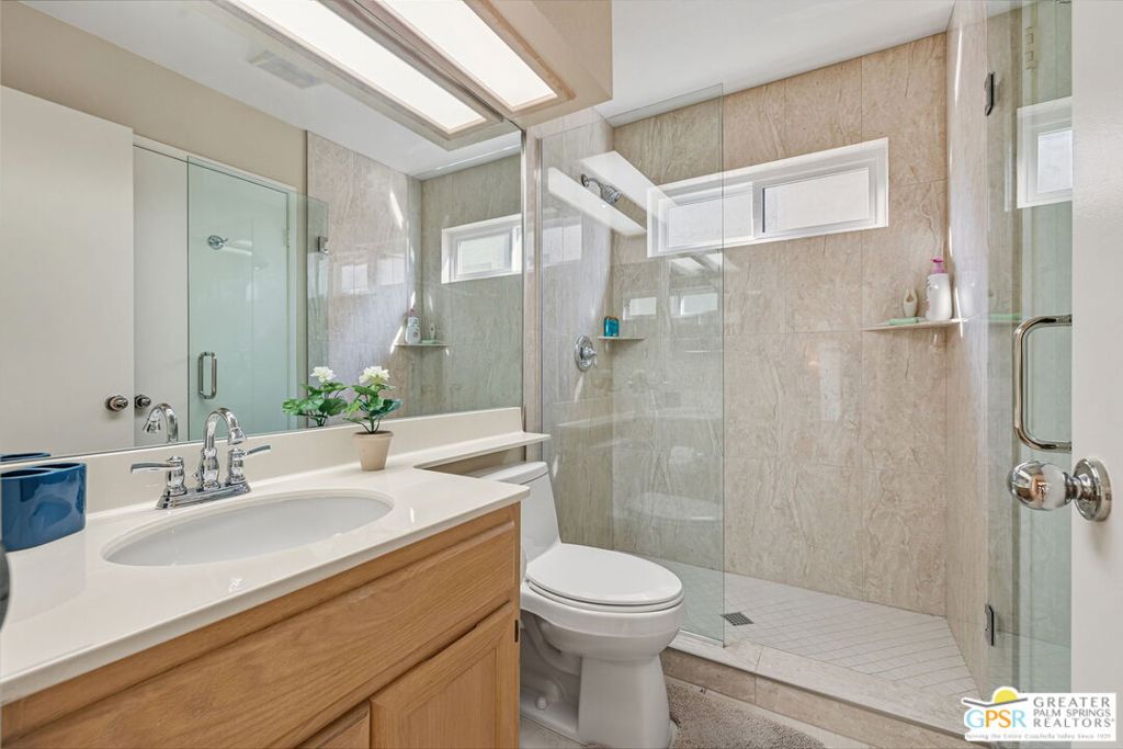 MLS #25598619PS image #25