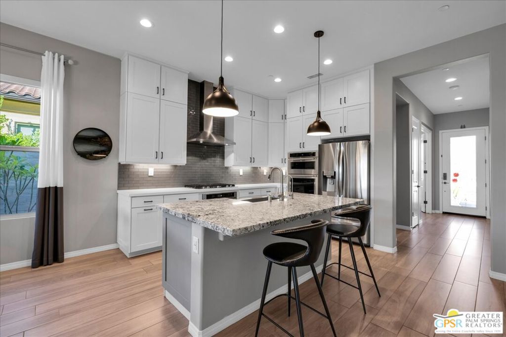 MLS #25598943PS image #9