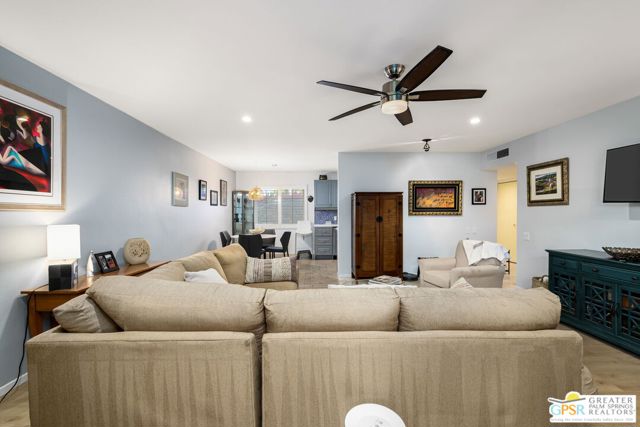 MLS #25599065PS image #9