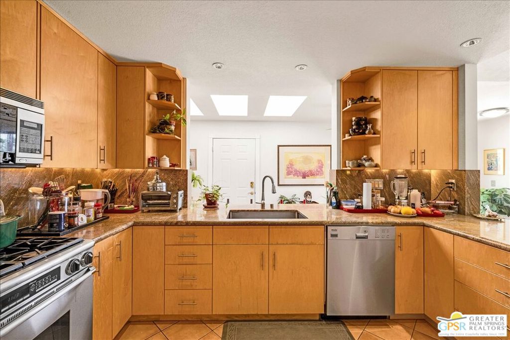 MLS #25599749PS image #30