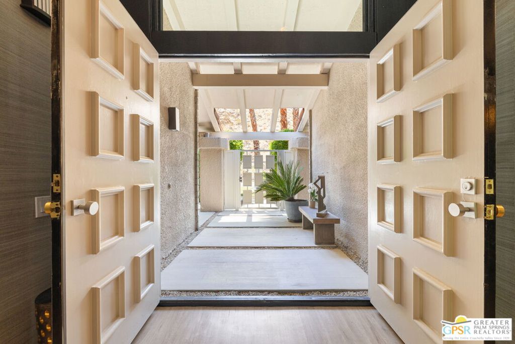 MLS #25599769PS image #0