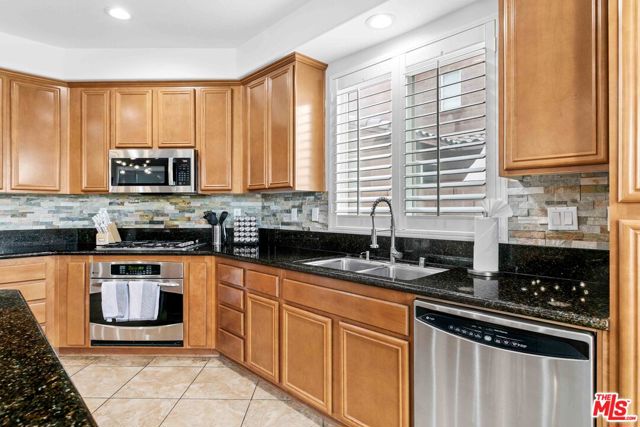 MLS #25599869 image #17