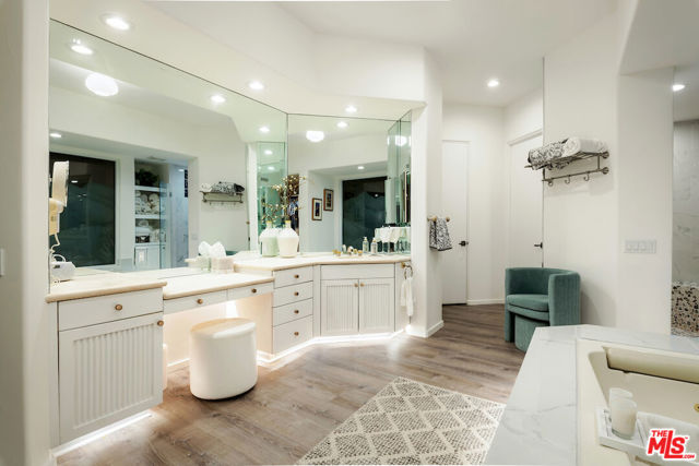 MLS #25599873 image #26