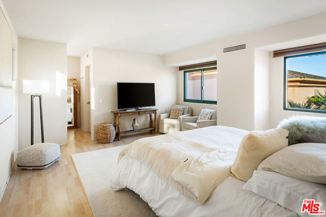 MLS #25599873 image #36