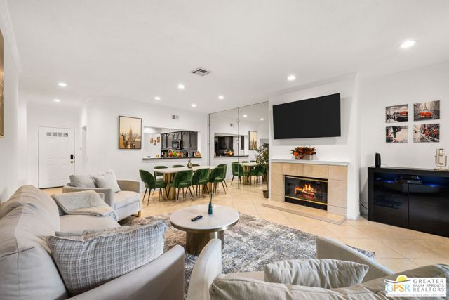 MLS #25599931PS image #1