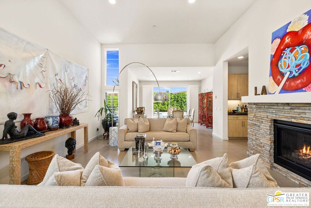 MLS #25600125PS image #1