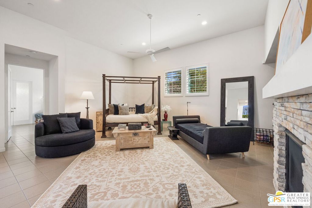 MLS #25600125PS image #33