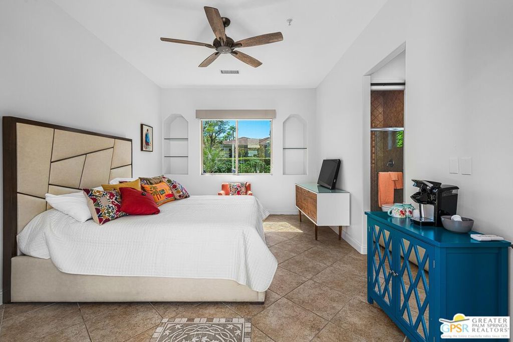 MLS #25600161PS image #24