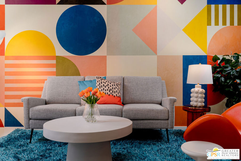 MLS #25600351PS image #1