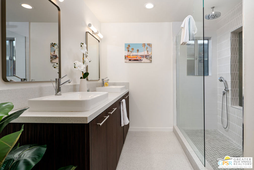 MLS #25600351PS image #16