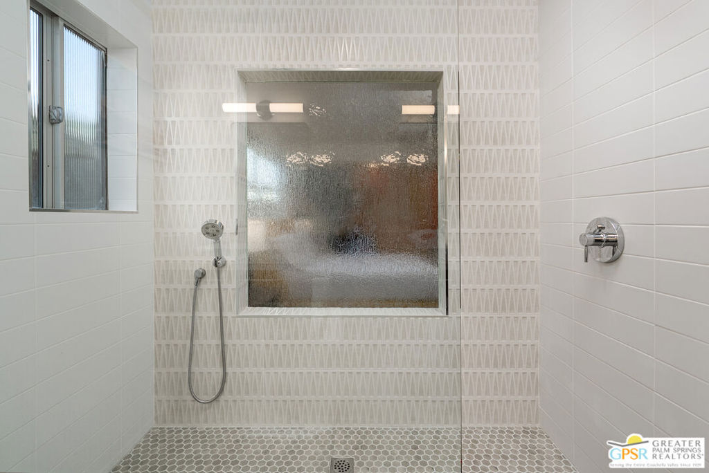 MLS #25600351PS image #18