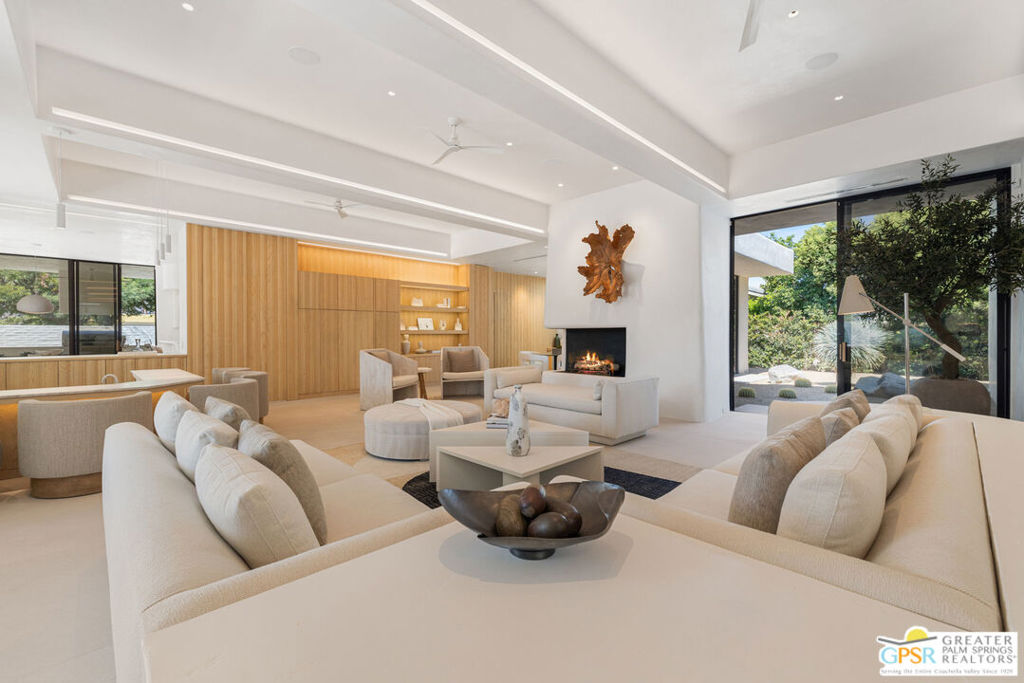 MLS #25600575PS image #17