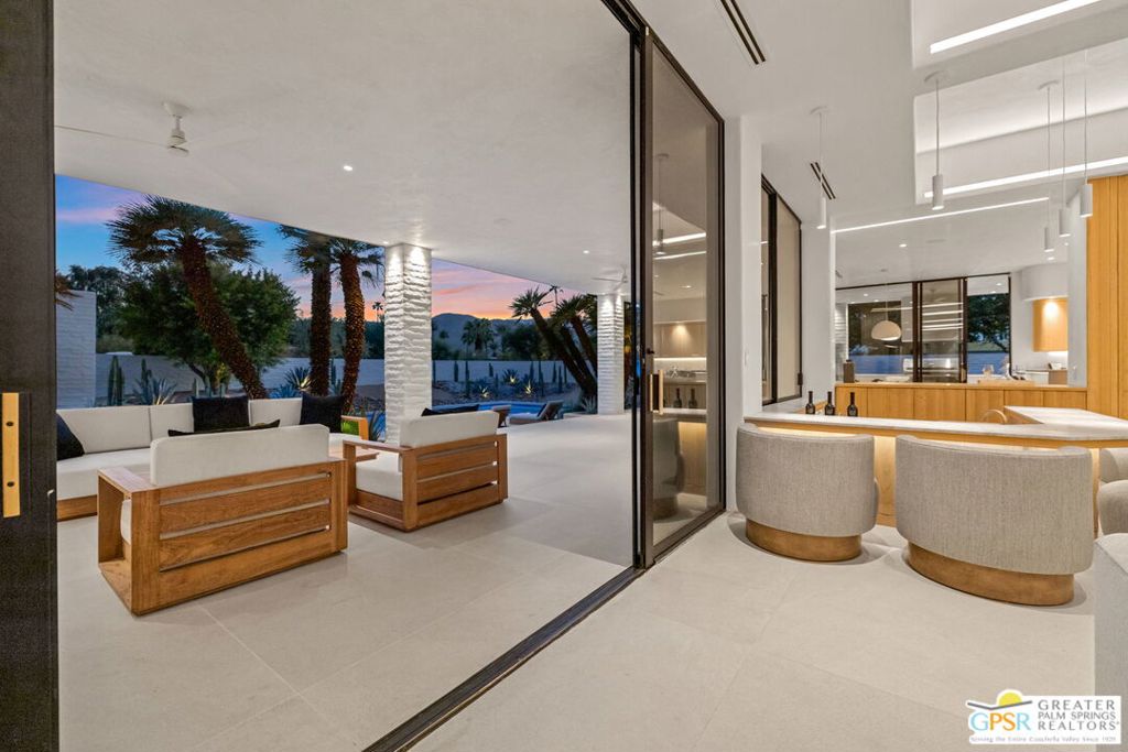 MLS #25600575PS image #25