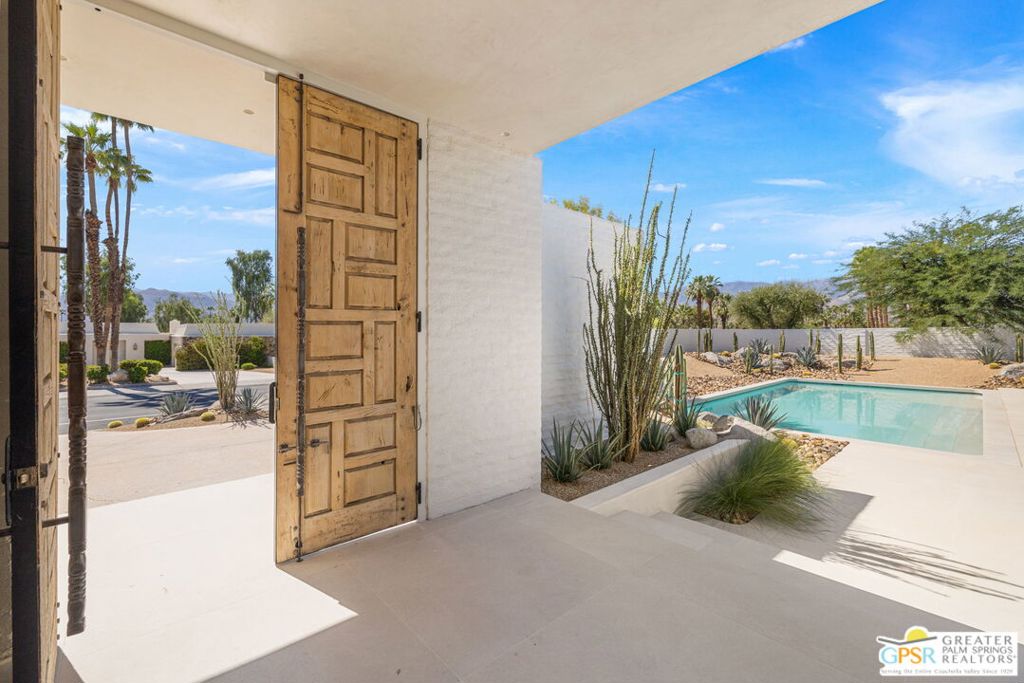 MLS #25600575PS image #5