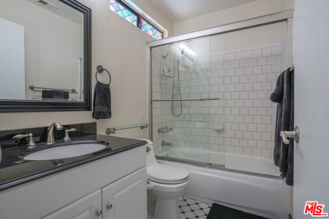 MLS #25600683 image #11