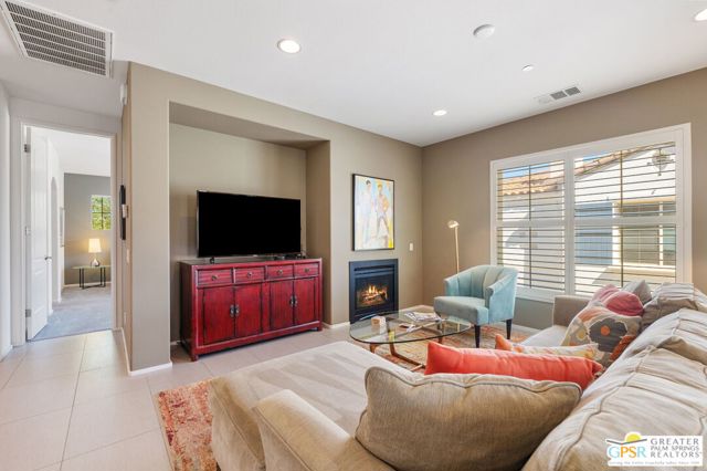 MLS #25601125PS image #14