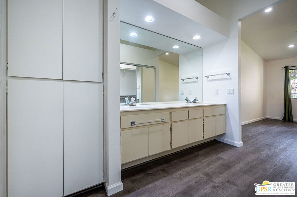 MLS #25601137PS image #25