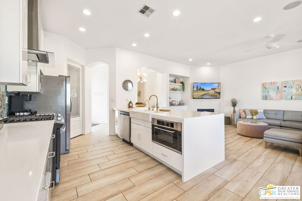 MLS #25601561PS image #17