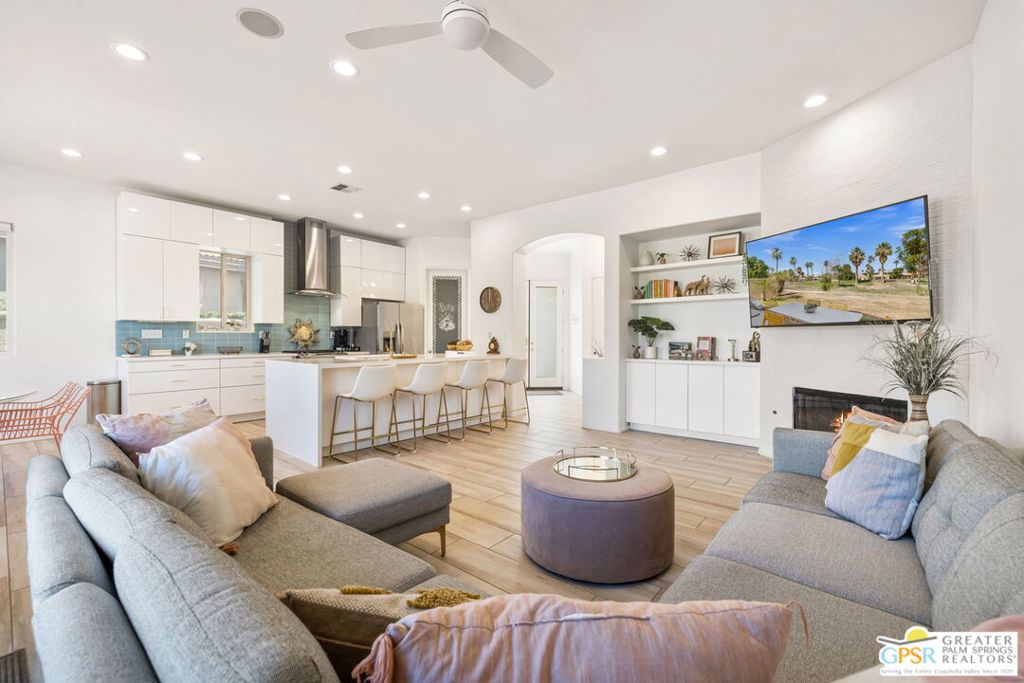 MLS #25601561PS image #5