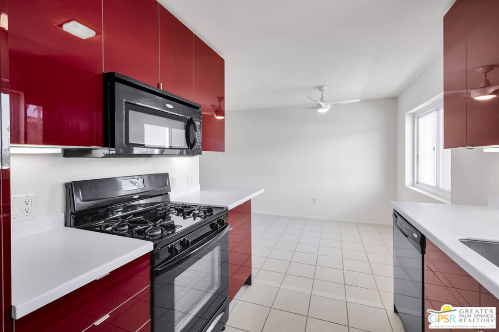 MLS #25601629PS image #14