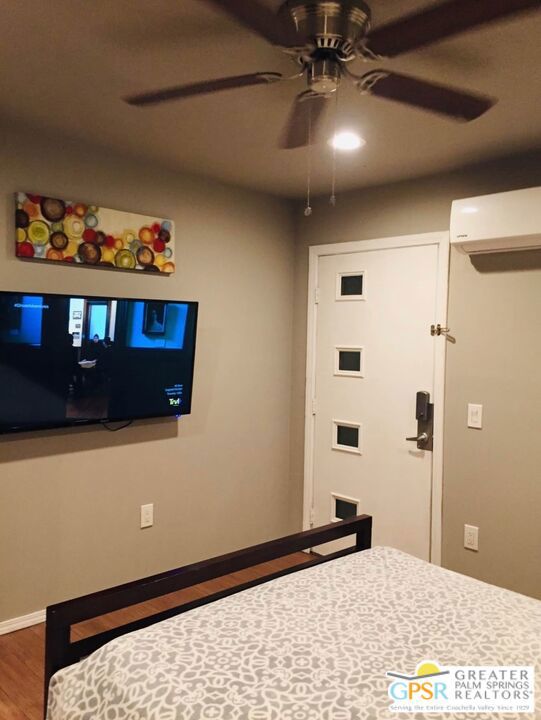 MLS #25602539PS image #2