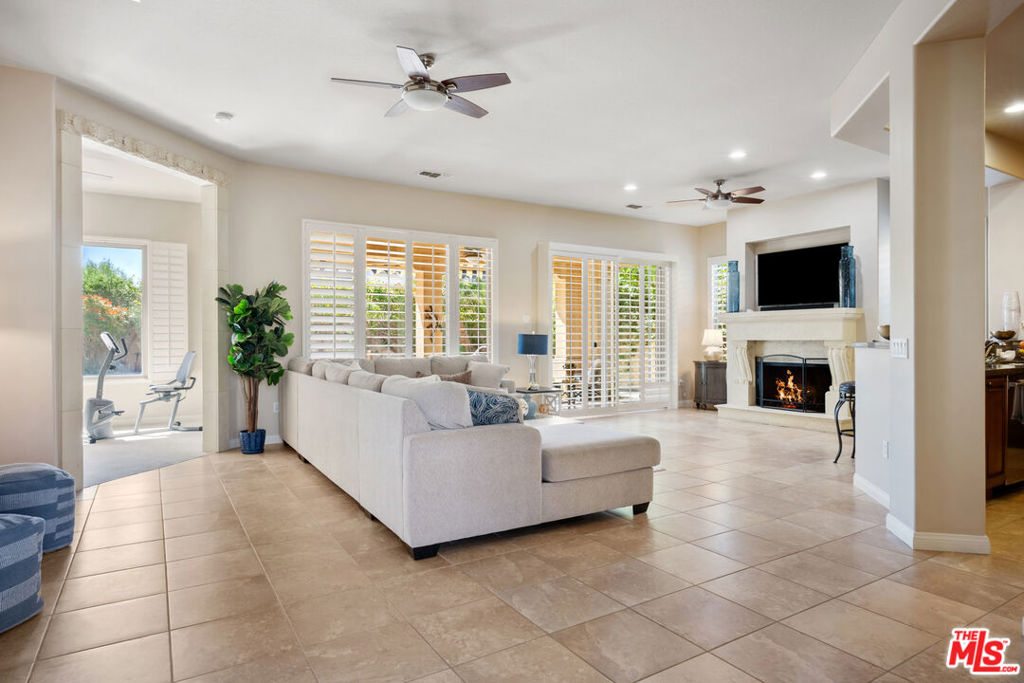 MLS #25602689 image #11